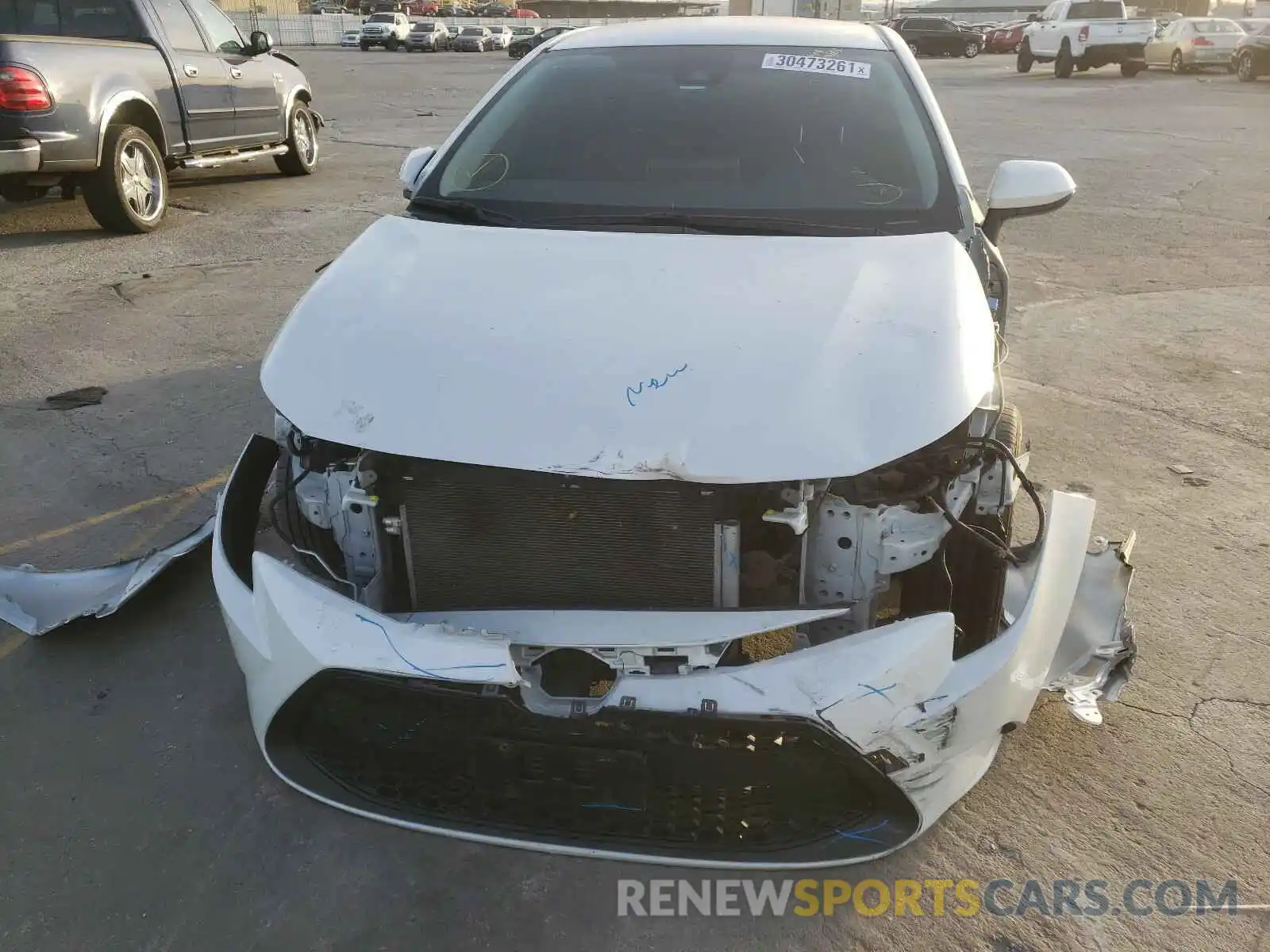 9 Photograph of a damaged car JTDEPRAE7LJ047945 TOYOTA COROLLA 2020