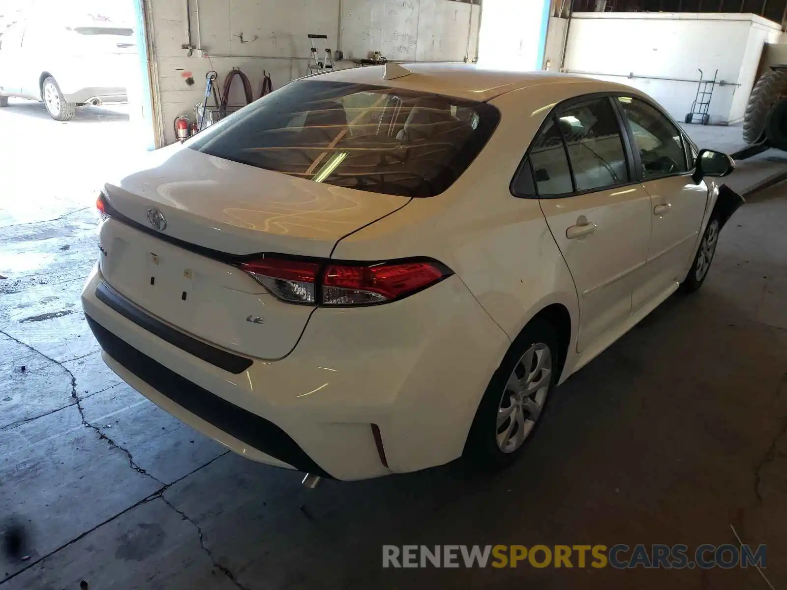 4 Photograph of a damaged car JTDEPRAE7LJ049243 TOYOTA COROLLA 2020