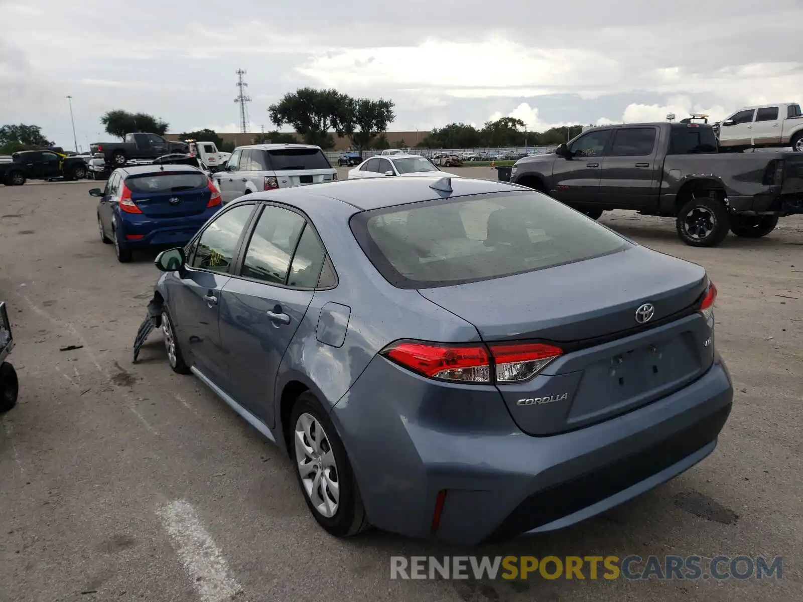 3 Photograph of a damaged car JTDEPRAE7LJ050456 TOYOTA COROLLA 2020