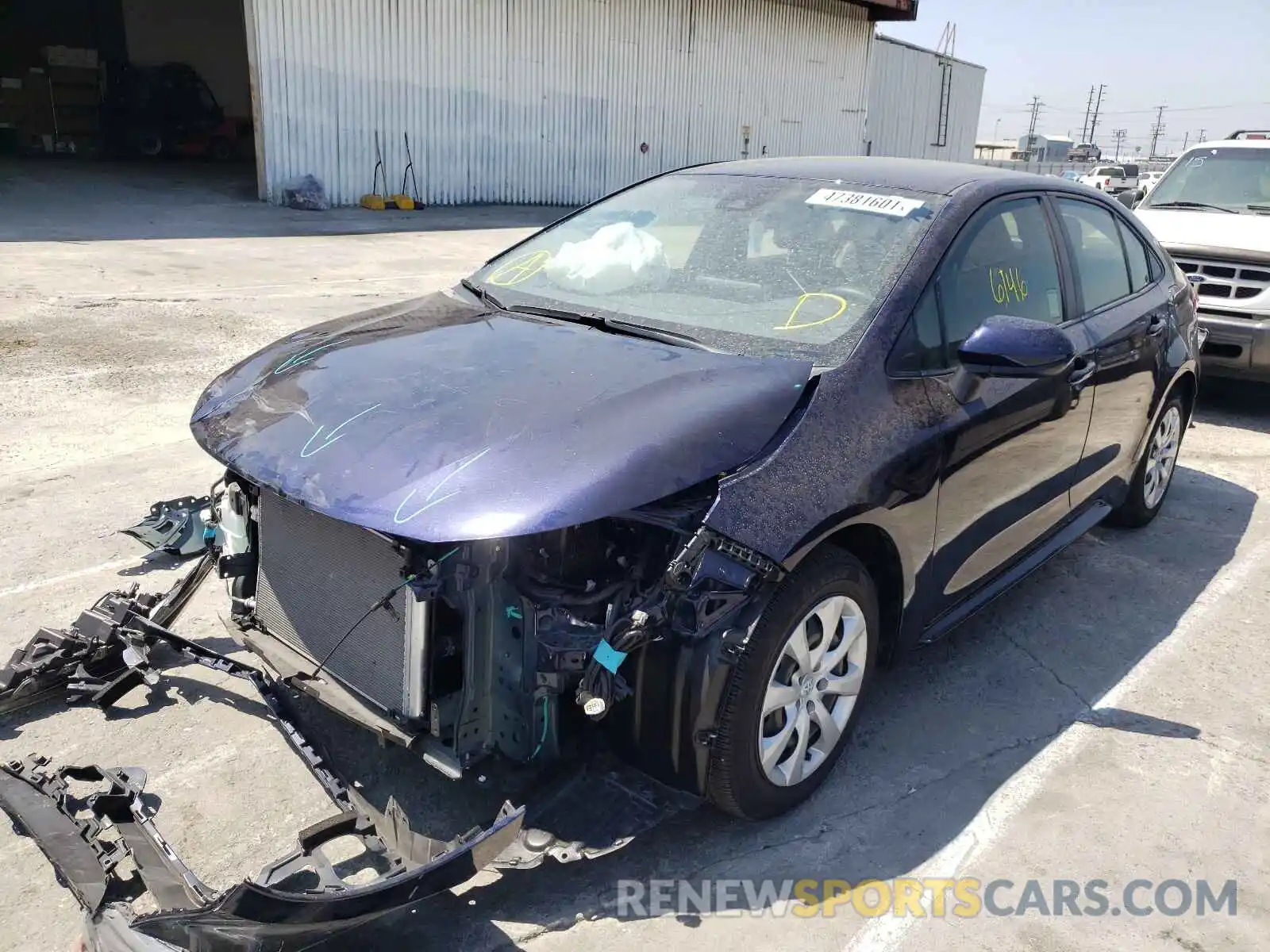 2 Photograph of a damaged car JTDEPRAE7LJ050943 TOYOTA COROLLA 2020