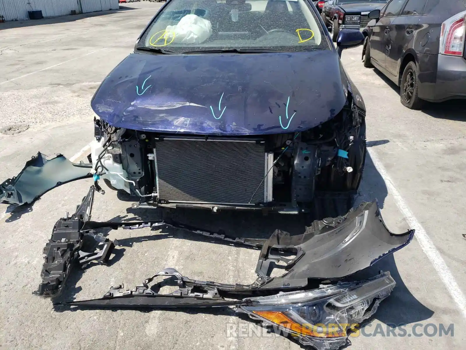 9 Photograph of a damaged car JTDEPRAE7LJ050943 TOYOTA COROLLA 2020