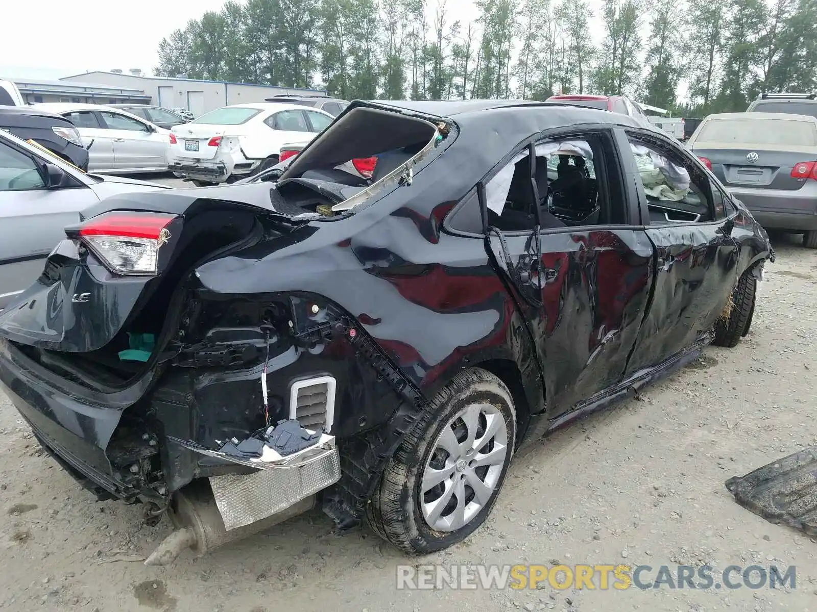 4 Photograph of a damaged car JTDEPRAE7LJ051509 TOYOTA COROLLA 2020