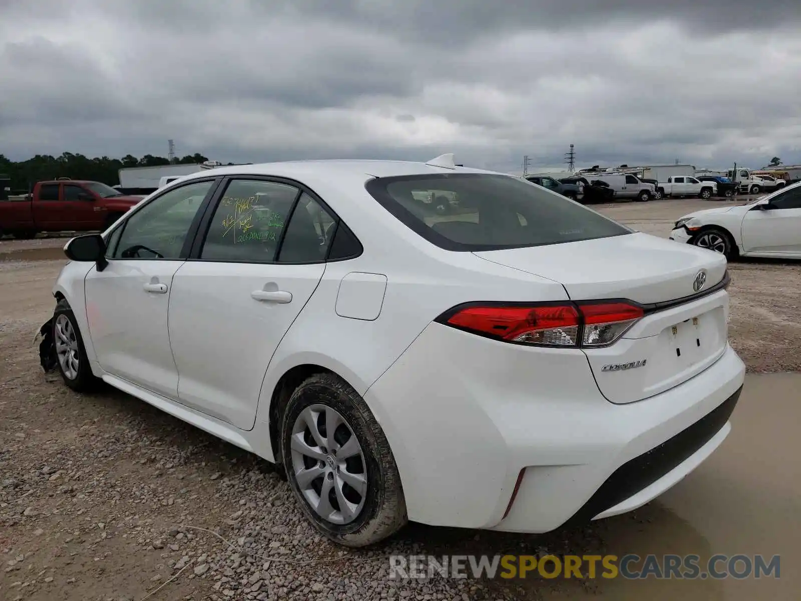 3 Photograph of a damaged car JTDEPRAE7LJ052143 TOYOTA COROLLA 2020