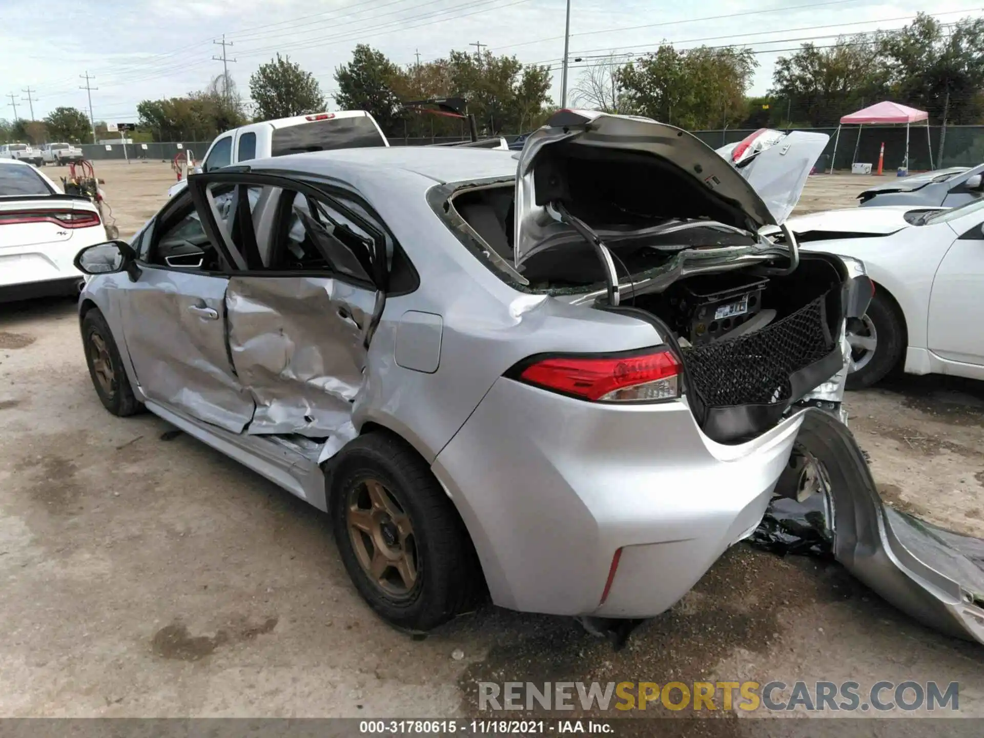 3 Photograph of a damaged car JTDEPRAE7LJ053891 TOYOTA COROLLA 2020