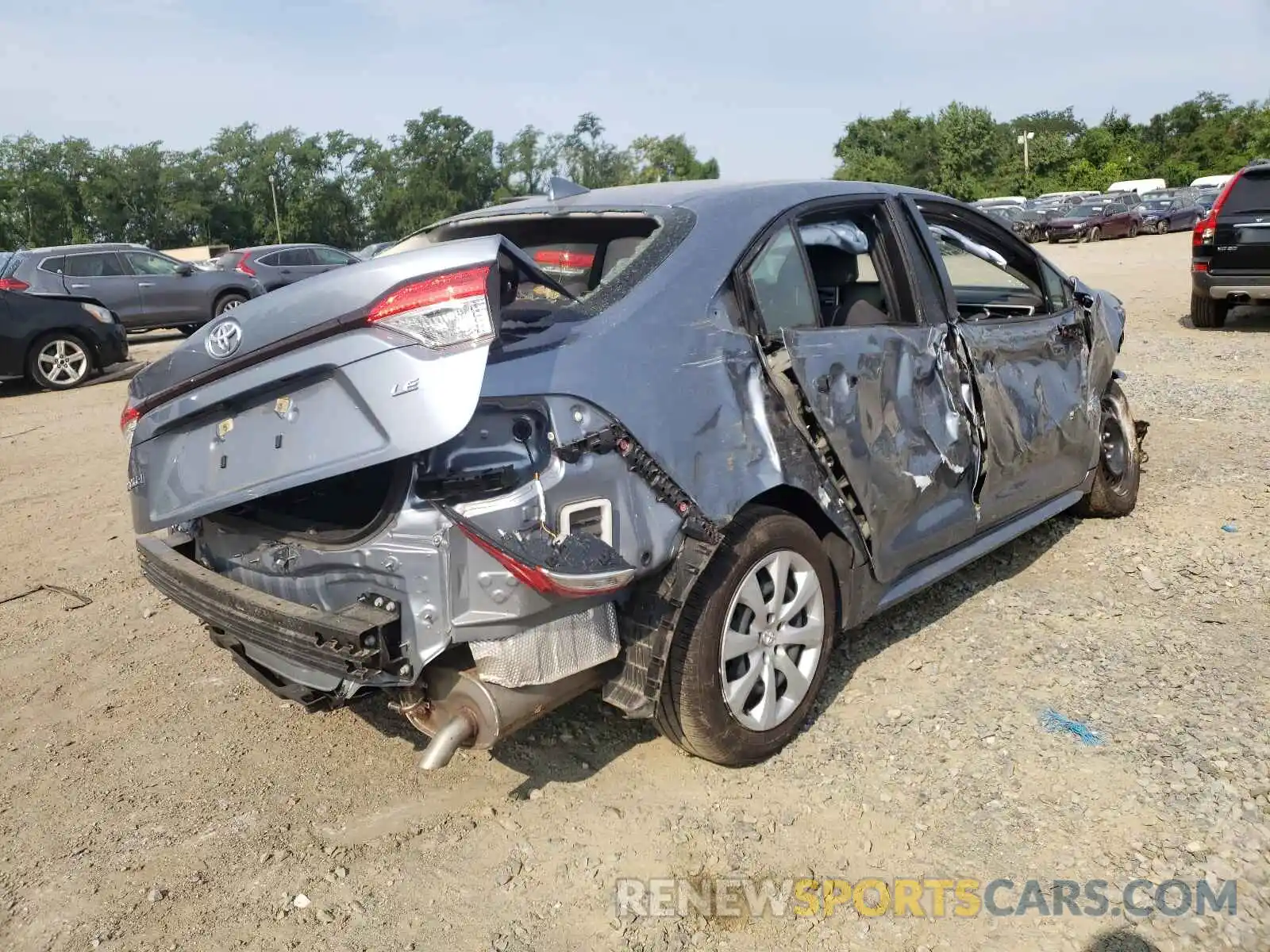 4 Photograph of a damaged car JTDEPRAE7LJ055107 TOYOTA COROLLA 2020