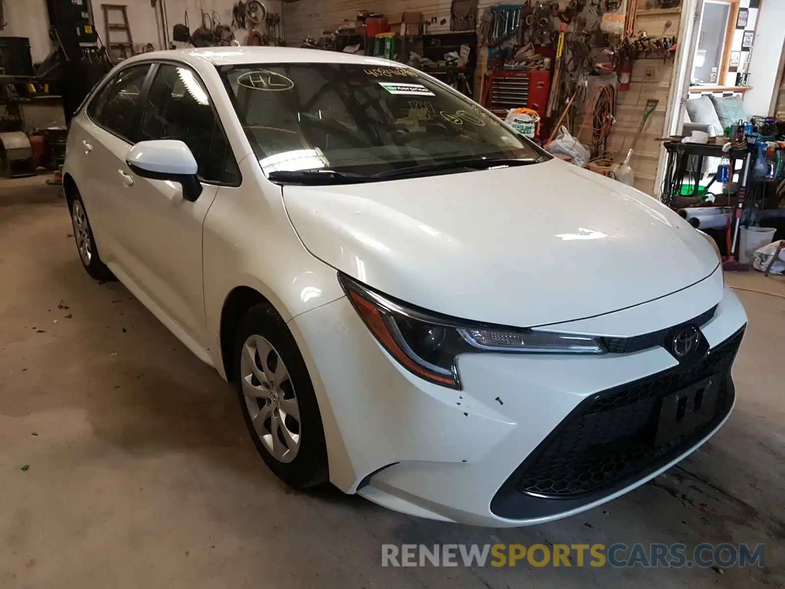 1 Photograph of a damaged car JTDEPRAE7LJ055589 TOYOTA COROLLA 2020