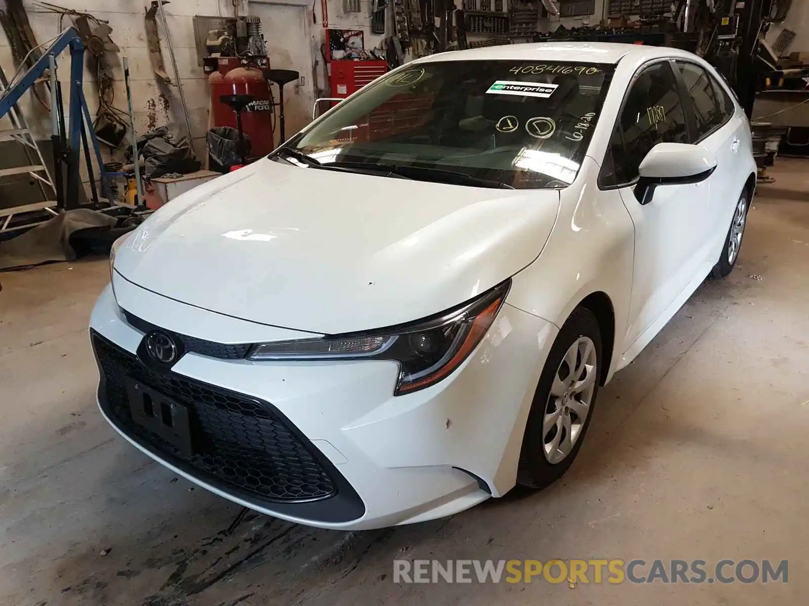 2 Photograph of a damaged car JTDEPRAE7LJ055589 TOYOTA COROLLA 2020