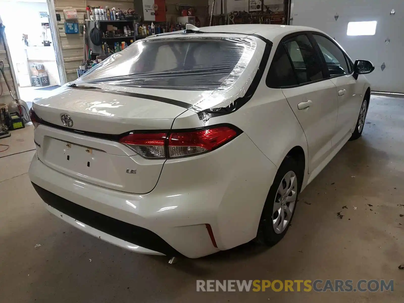 4 Photograph of a damaged car JTDEPRAE7LJ055589 TOYOTA COROLLA 2020