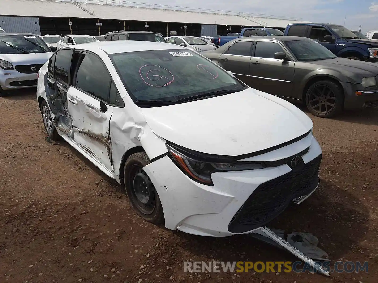 1 Photograph of a damaged car JTDEPRAE7LJ056273 TOYOTA COROLLA 2020