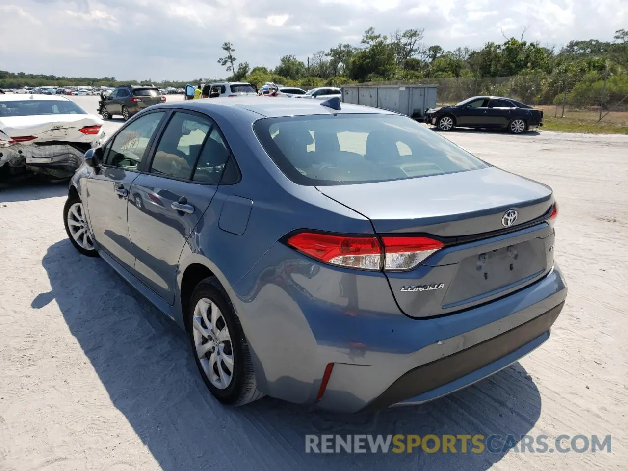 3 Photograph of a damaged car JTDEPRAE7LJ057035 TOYOTA COROLLA 2020