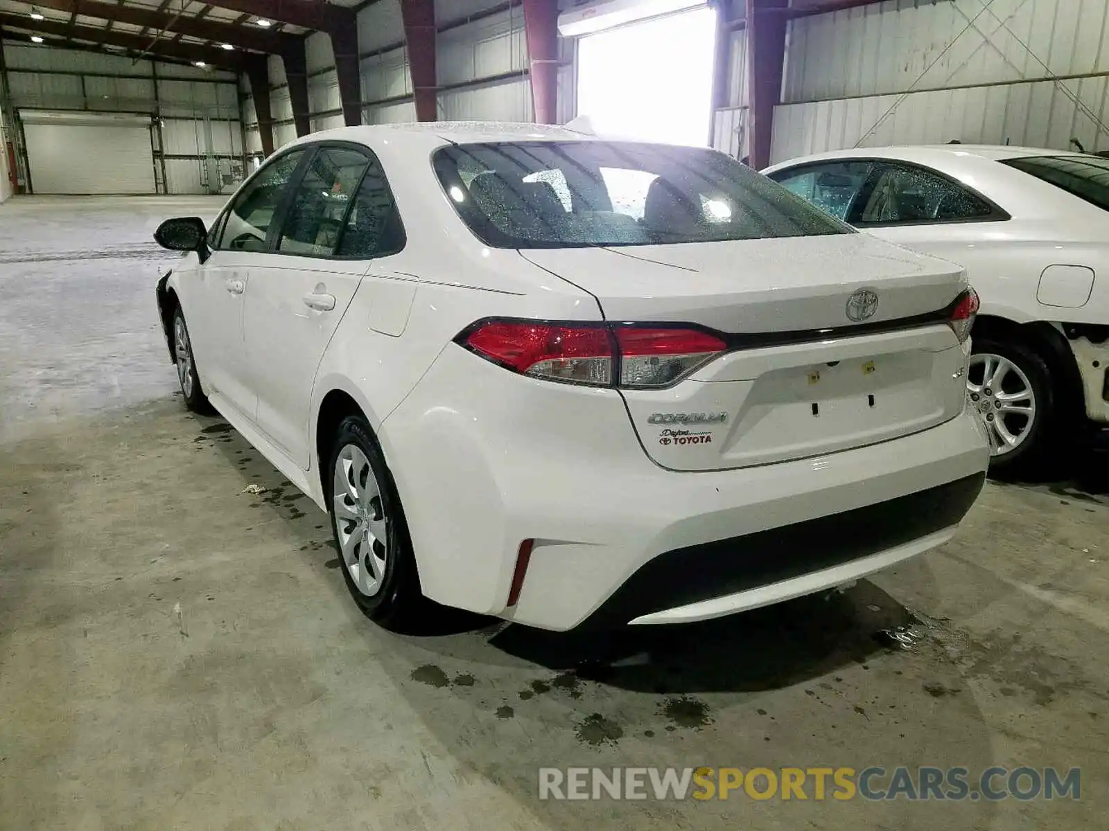 3 Photograph of a damaged car JTDEPRAE7LJ057259 TOYOTA COROLLA 2020