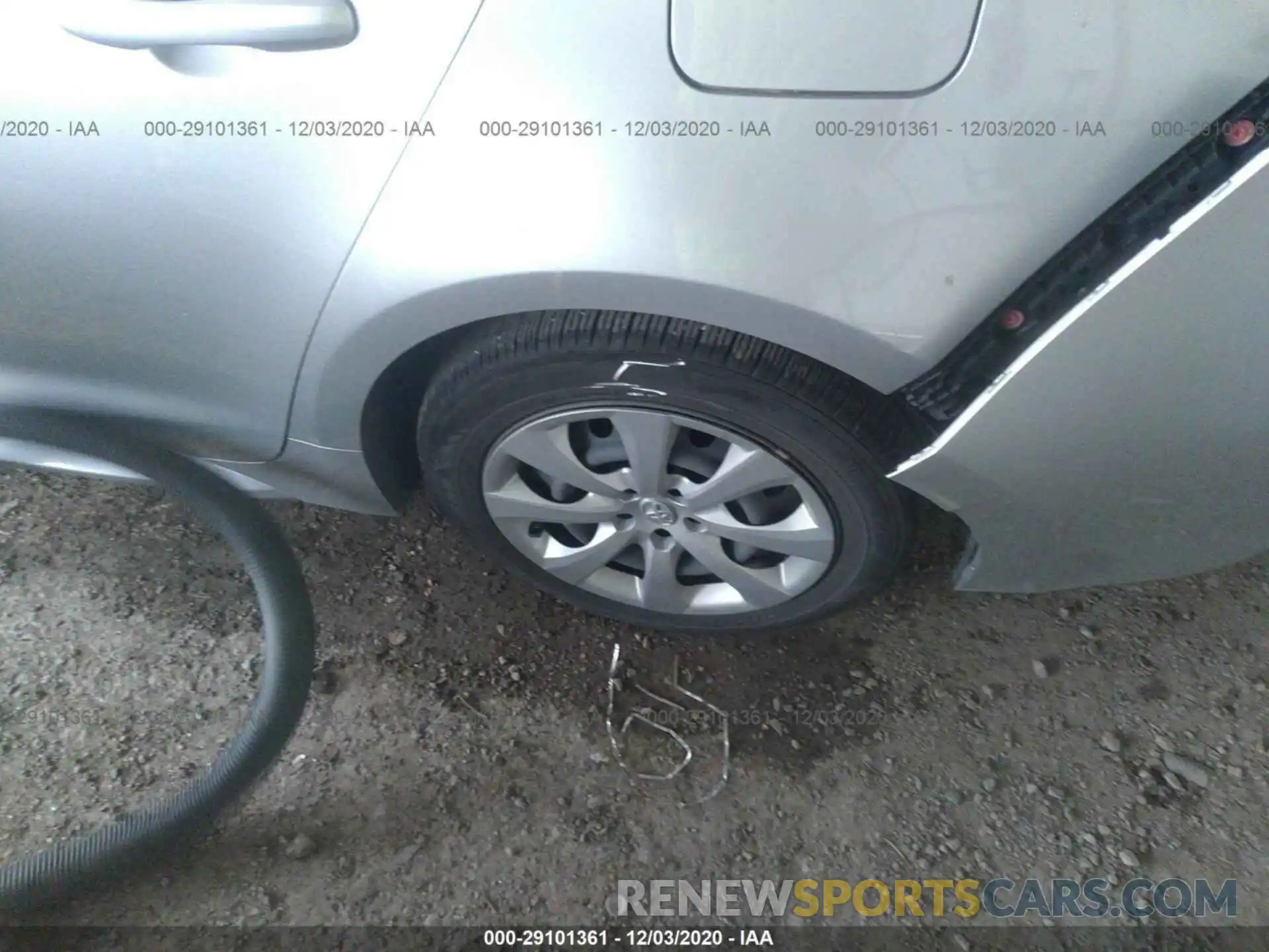 13 Photograph of a damaged car JTDEPRAE7LJ057701 TOYOTA COROLLA 2020