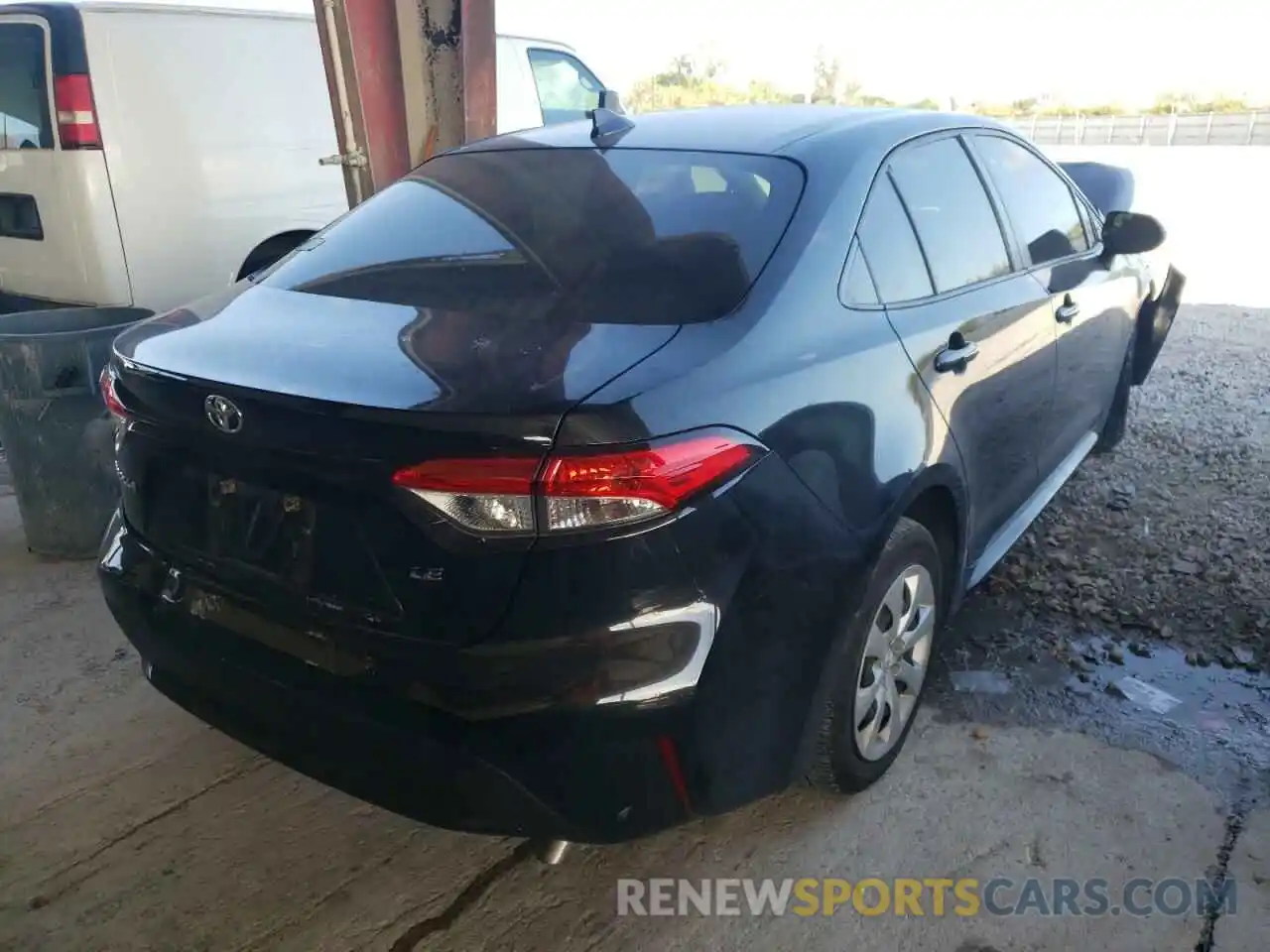 4 Photograph of a damaged car JTDEPRAE7LJ058010 TOYOTA COROLLA 2020