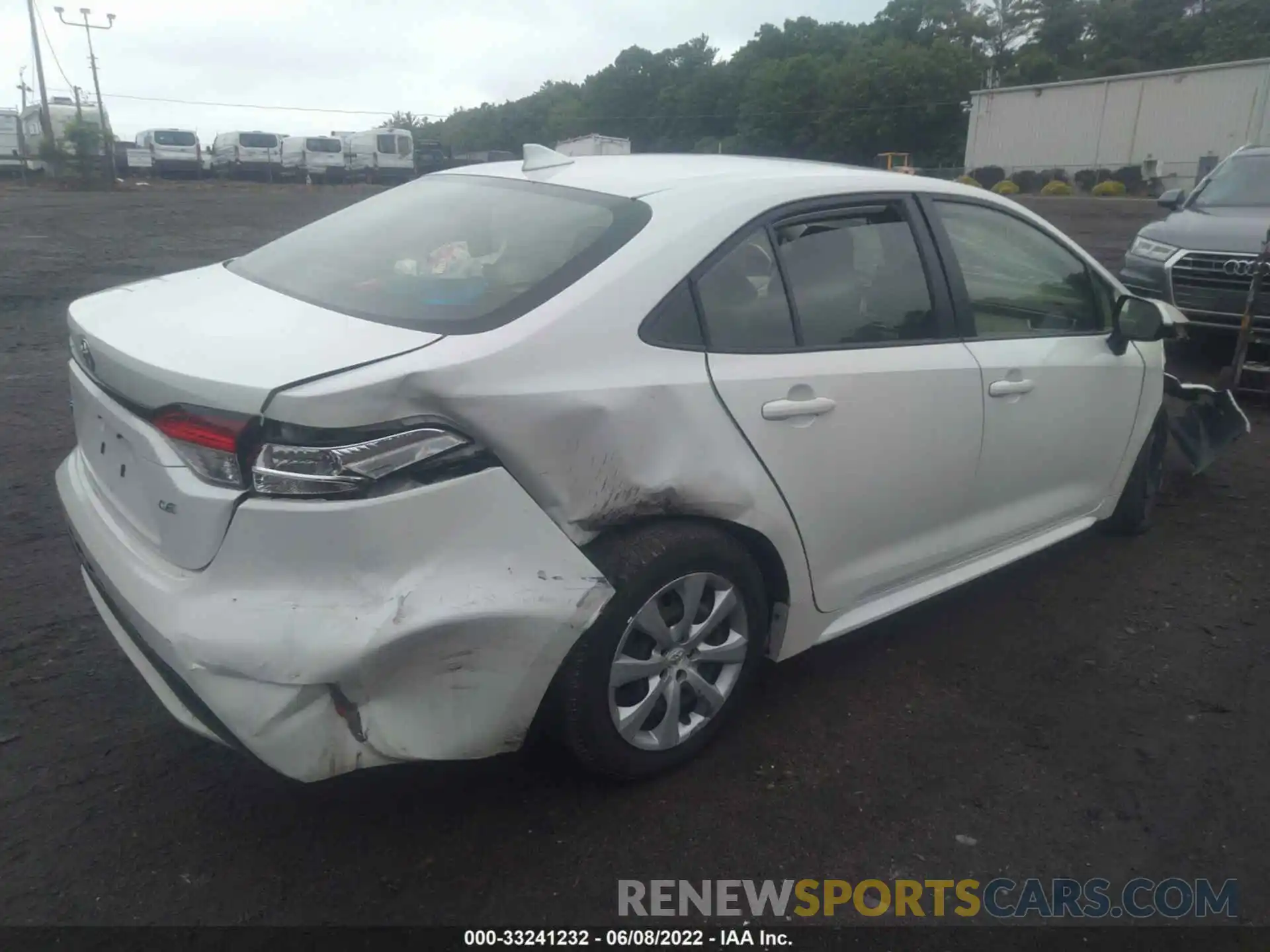 4 Photograph of a damaged car JTDEPRAE7LJ059559 TOYOTA COROLLA 2020