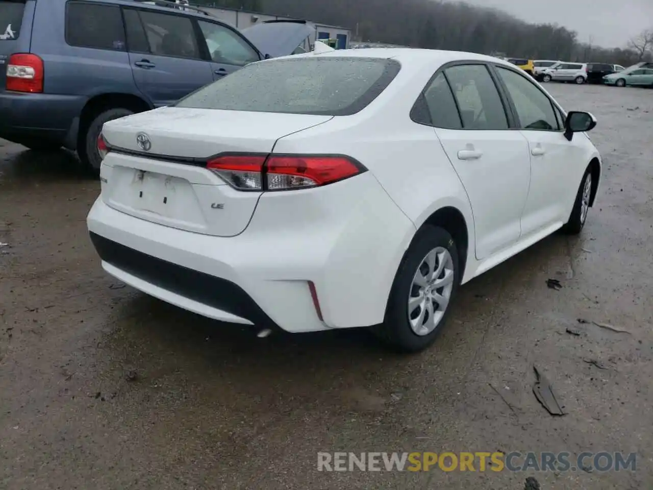 4 Photograph of a damaged car JTDEPRAE7LJ060260 TOYOTA COROLLA 2020