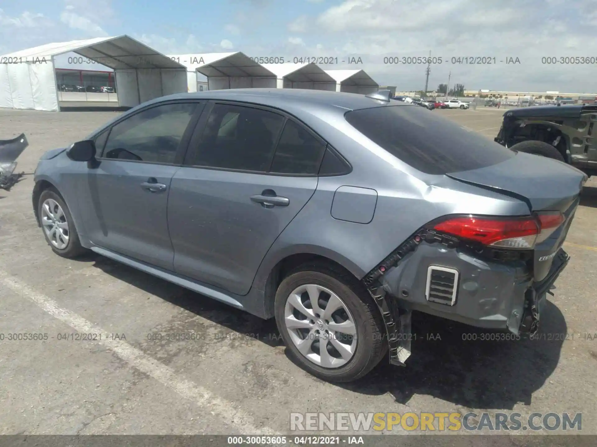 3 Photograph of a damaged car JTDEPRAE7LJ060517 TOYOTA COROLLA 2020