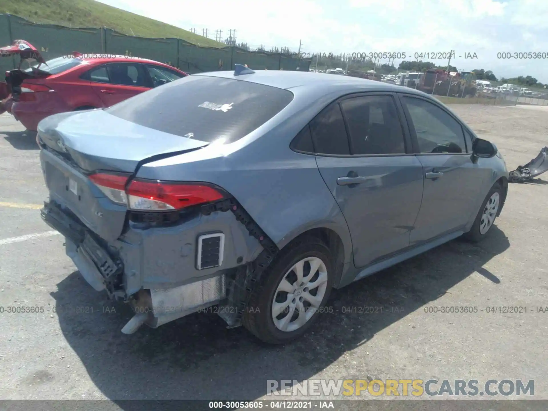 4 Photograph of a damaged car JTDEPRAE7LJ060517 TOYOTA COROLLA 2020