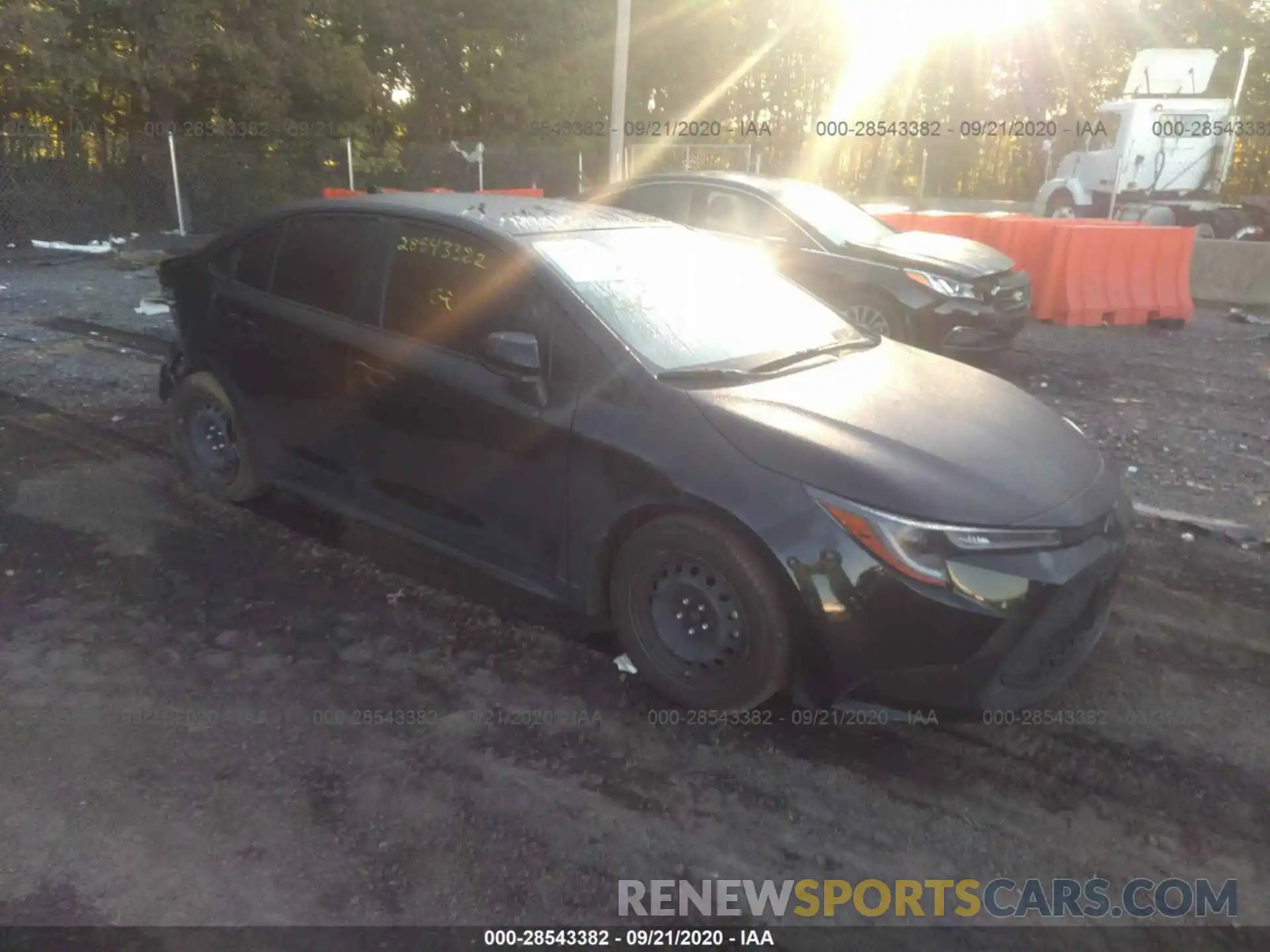 1 Photograph of a damaged car JTDEPRAE7LJ060579 TOYOTA COROLLA 2020