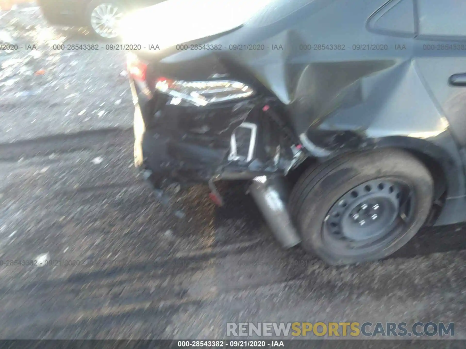 6 Photograph of a damaged car JTDEPRAE7LJ060579 TOYOTA COROLLA 2020