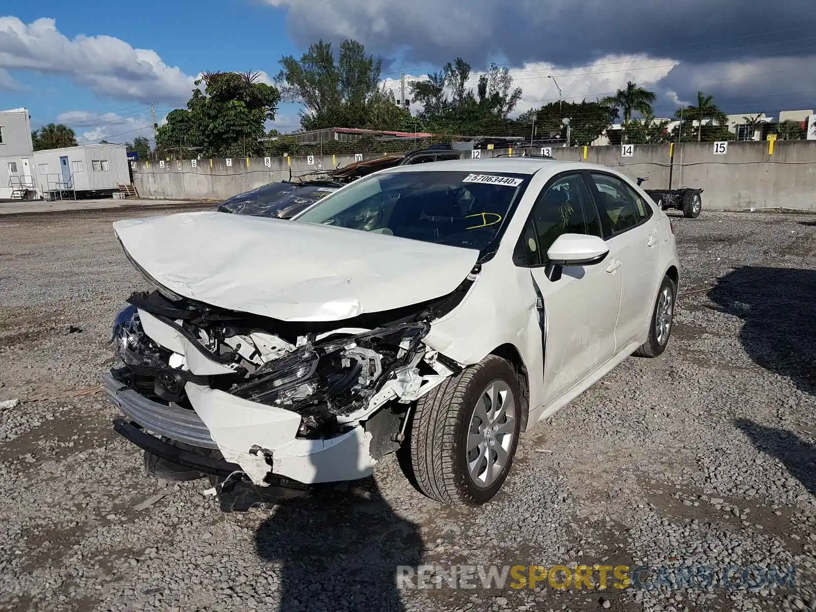 2 Photograph of a damaged car JTDEPRAE7LJ060873 TOYOTA COROLLA 2020