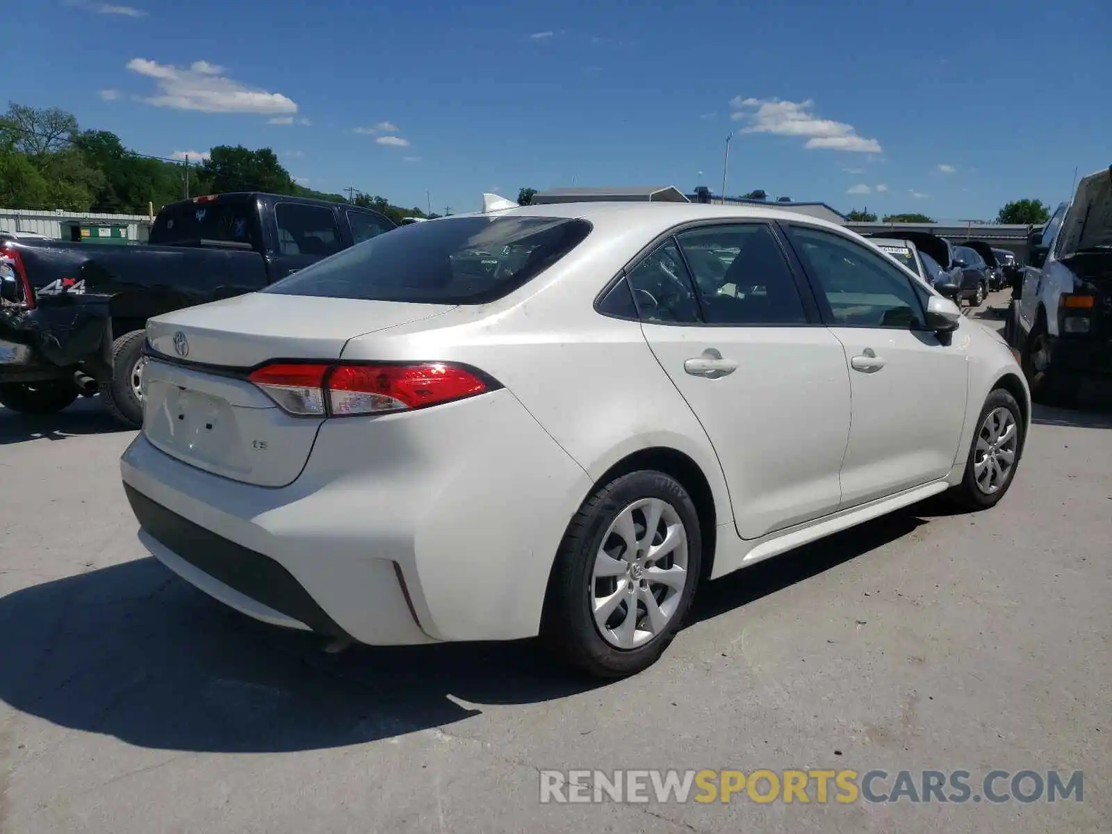 4 Photograph of a damaged car JTDEPRAE7LJ063322 TOYOTA COROLLA 2020