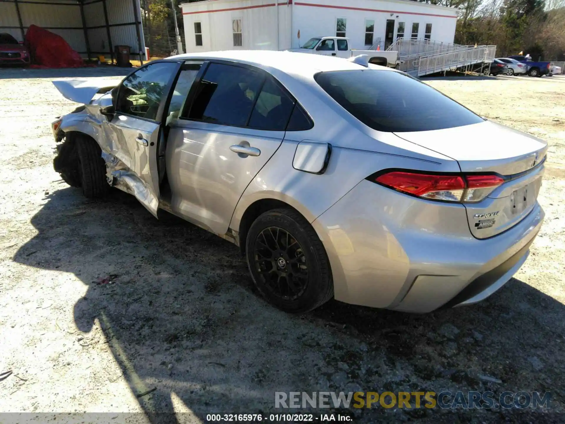 3 Photograph of a damaged car JTDEPRAE7LJ065152 TOYOTA COROLLA 2020