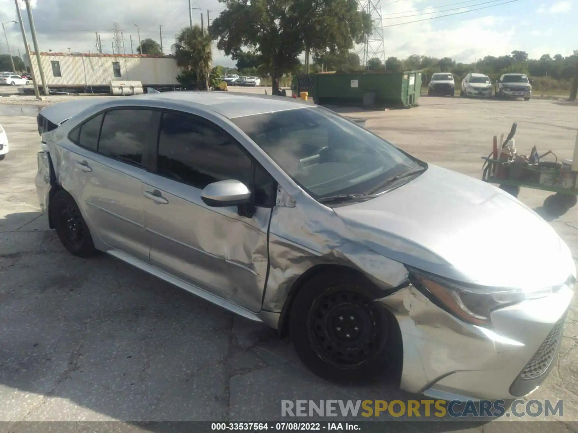 1 Photograph of a damaged car JTDEPRAE7LJ066527 TOYOTA COROLLA 2020