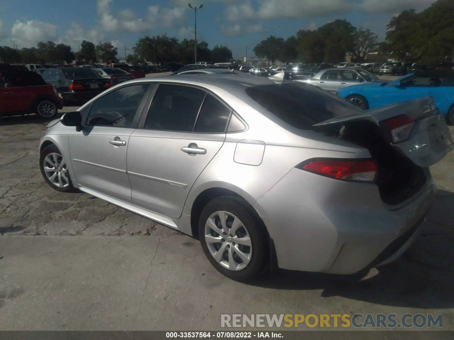 3 Photograph of a damaged car JTDEPRAE7LJ066527 TOYOTA COROLLA 2020