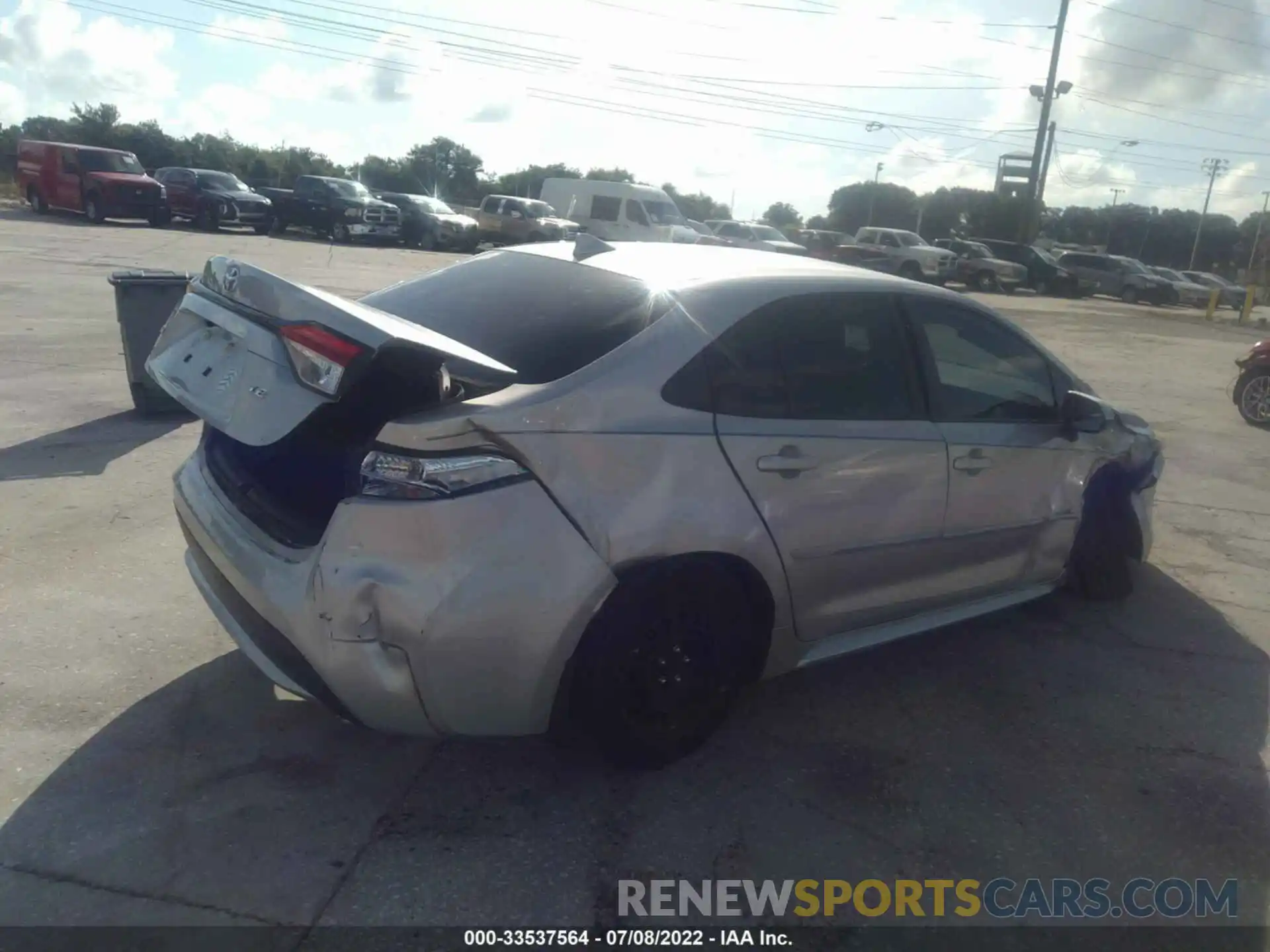 4 Photograph of a damaged car JTDEPRAE7LJ066527 TOYOTA COROLLA 2020