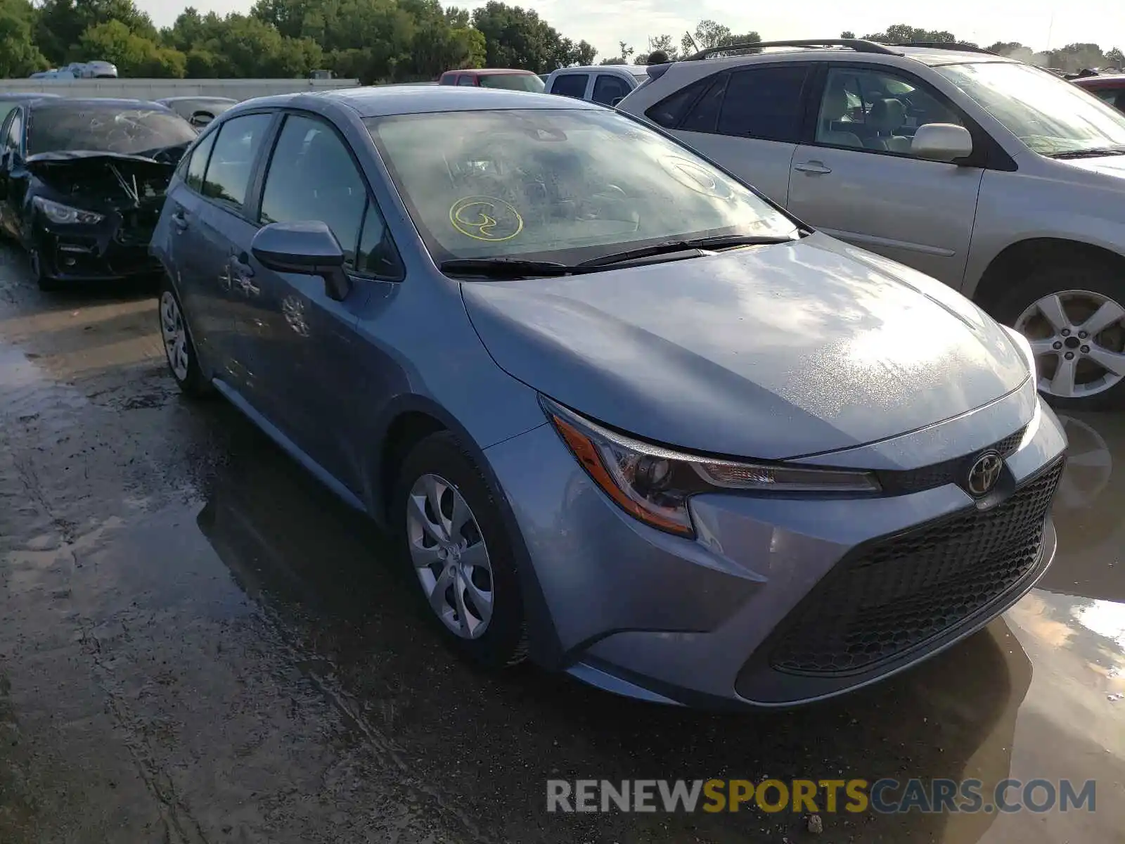 1 Photograph of a damaged car JTDEPRAE7LJ067337 TOYOTA COROLLA 2020