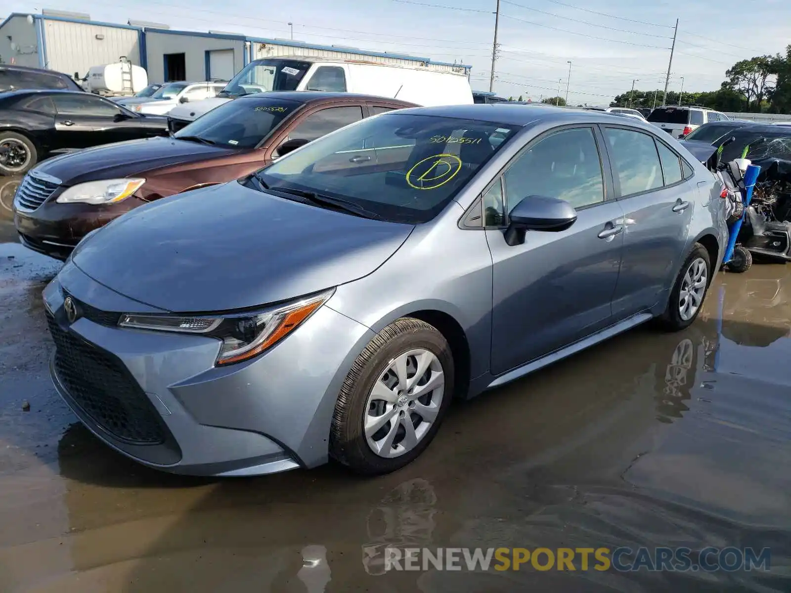 2 Photograph of a damaged car JTDEPRAE7LJ067337 TOYOTA COROLLA 2020