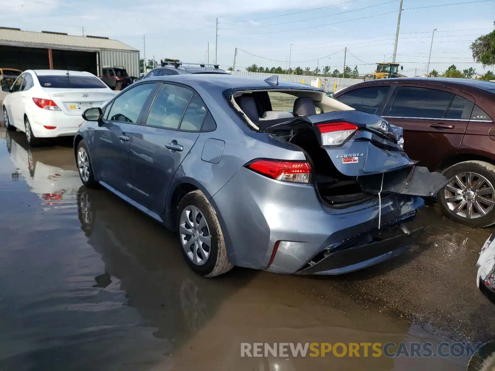 3 Photograph of a damaged car JTDEPRAE7LJ067337 TOYOTA COROLLA 2020