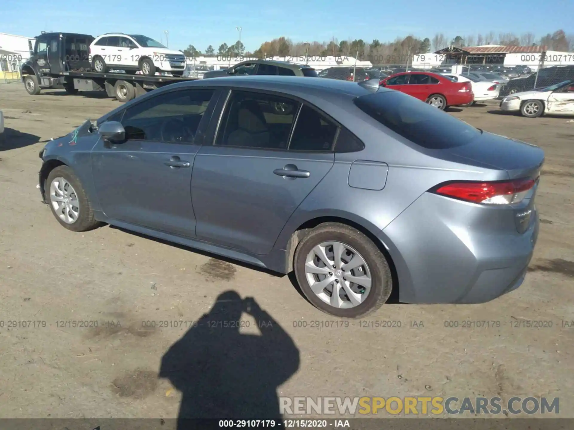 3 Photograph of a damaged car JTDEPRAE7LJ068455 TOYOTA COROLLA 2020