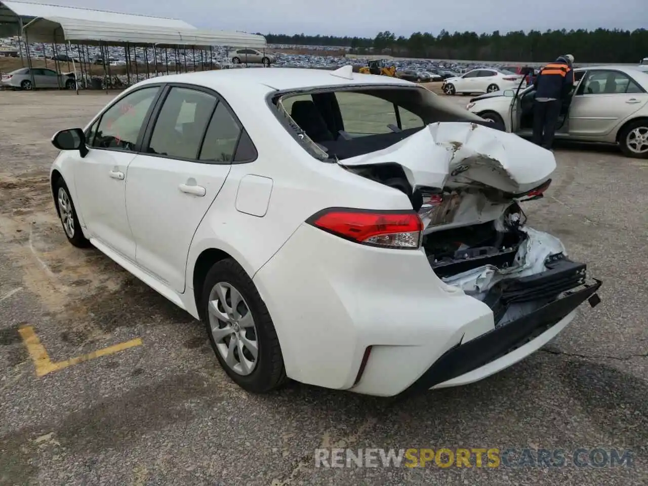 3 Photograph of a damaged car JTDEPRAE7LJ068777 TOYOTA COROLLA 2020