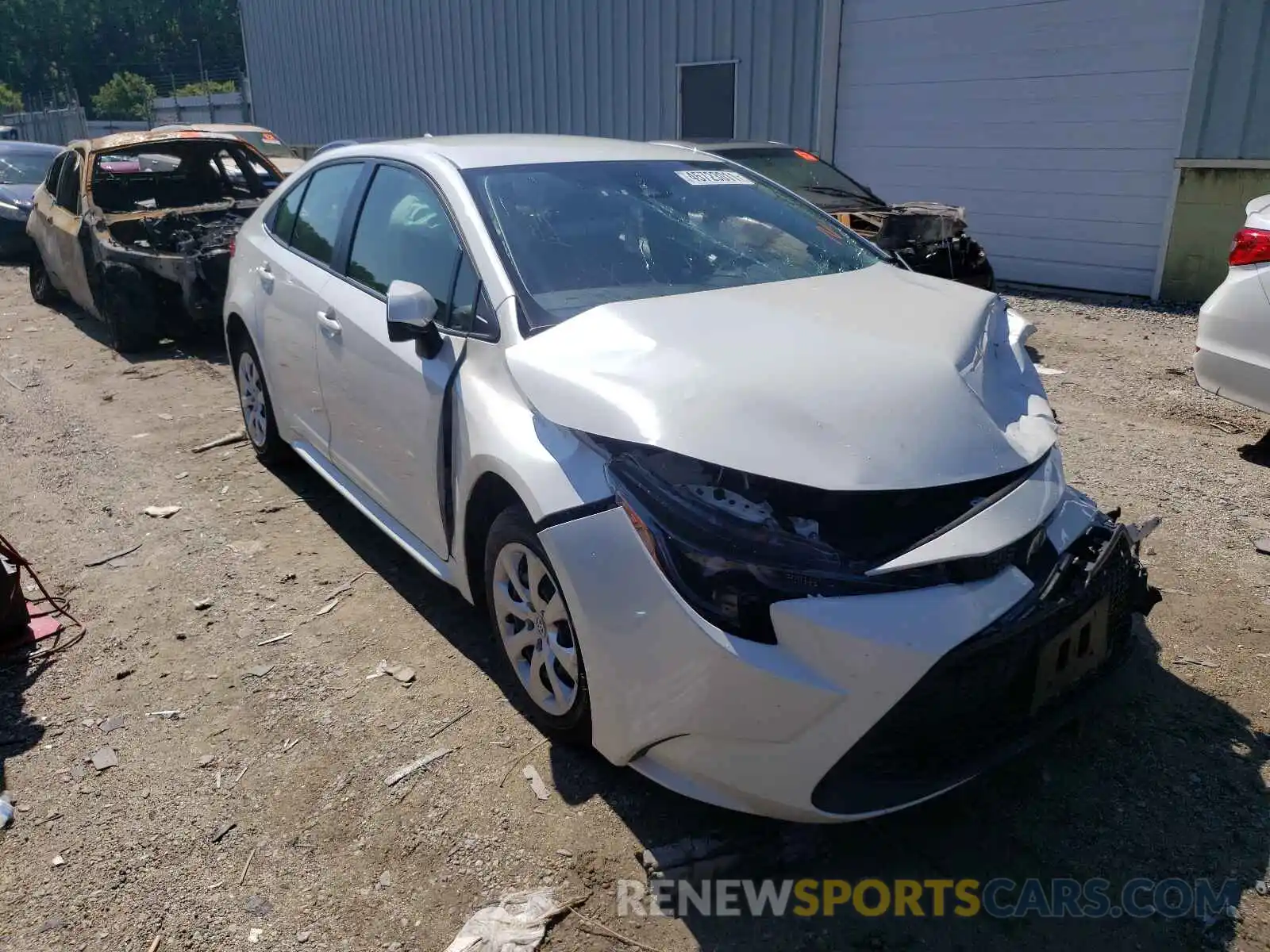 1 Photograph of a damaged car JTDEPRAE7LJ069105 TOYOTA COROLLA 2020