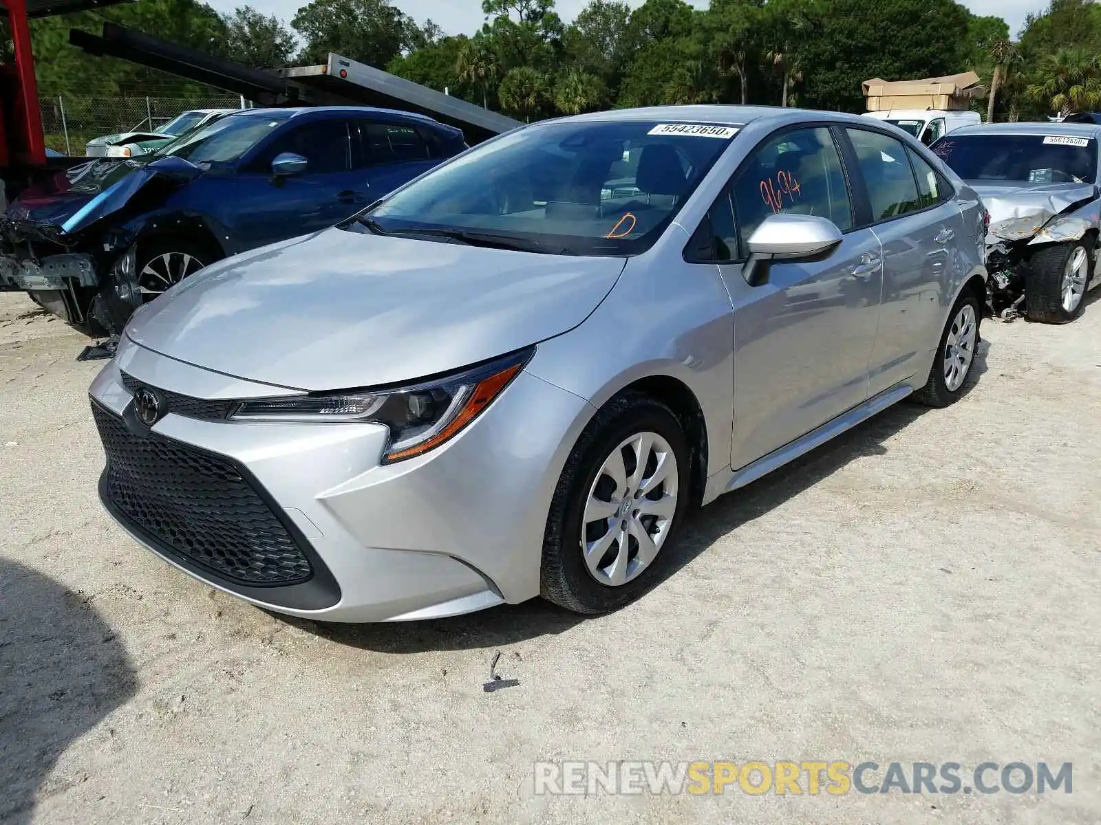 2 Photograph of a damaged car JTDEPRAE7LJ071078 TOYOTA COROLLA 2020