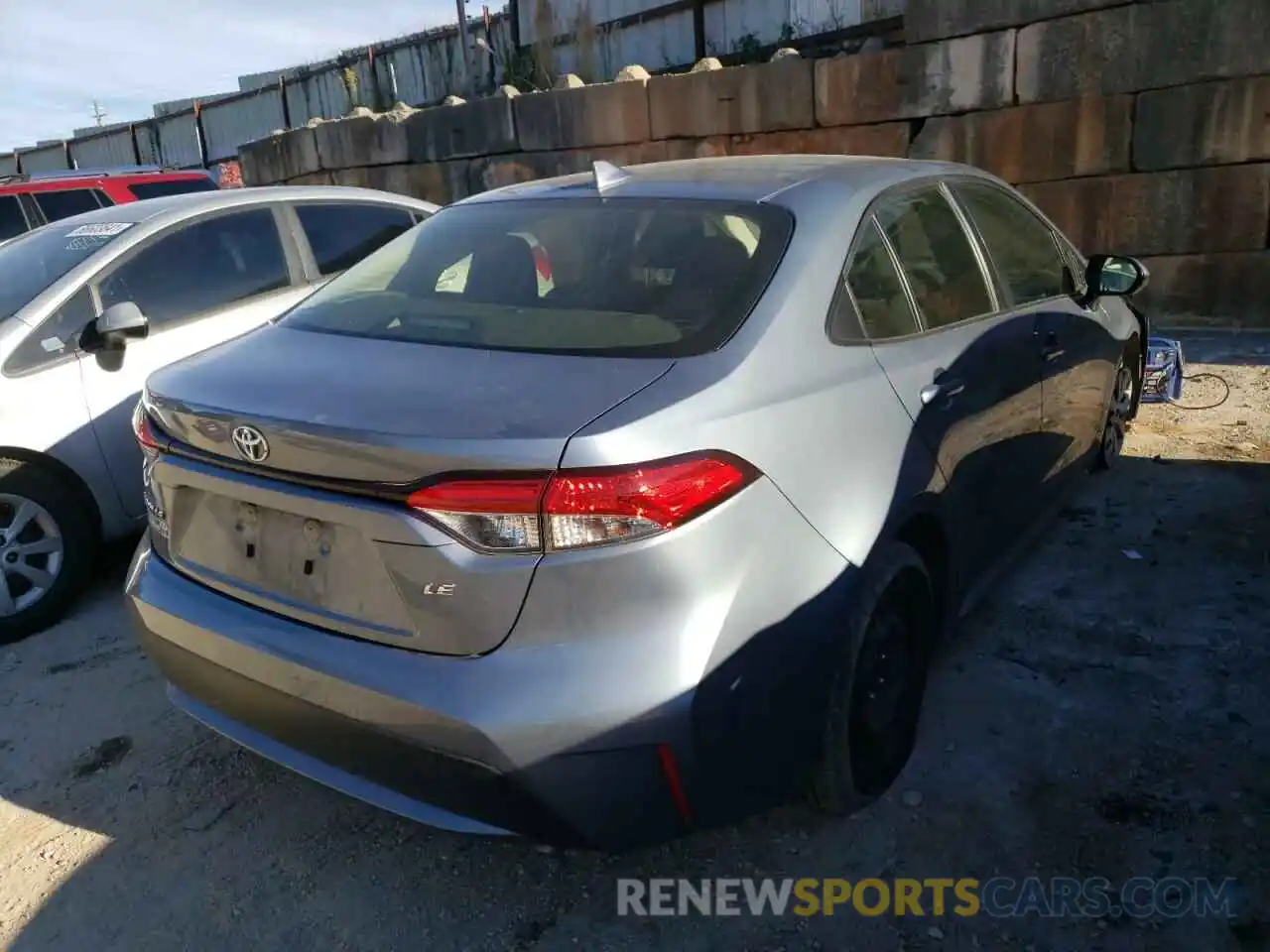 4 Photograph of a damaged car JTDEPRAE7LJ071582 TOYOTA COROLLA 2020