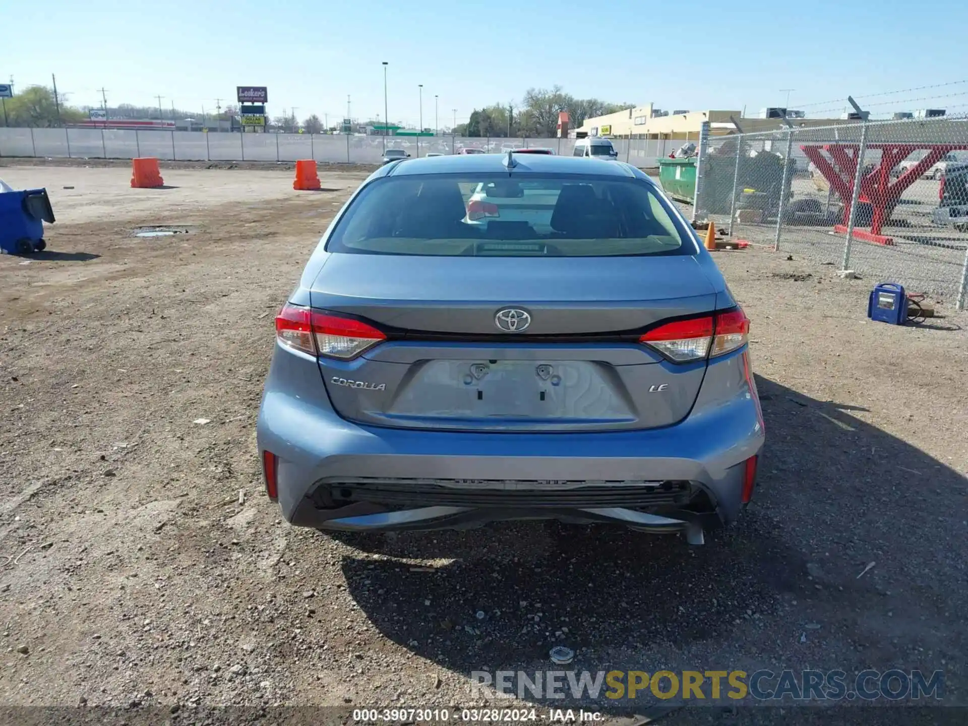 17 Photograph of a damaged car JTDEPRAE7LJ072652 TOYOTA COROLLA 2020