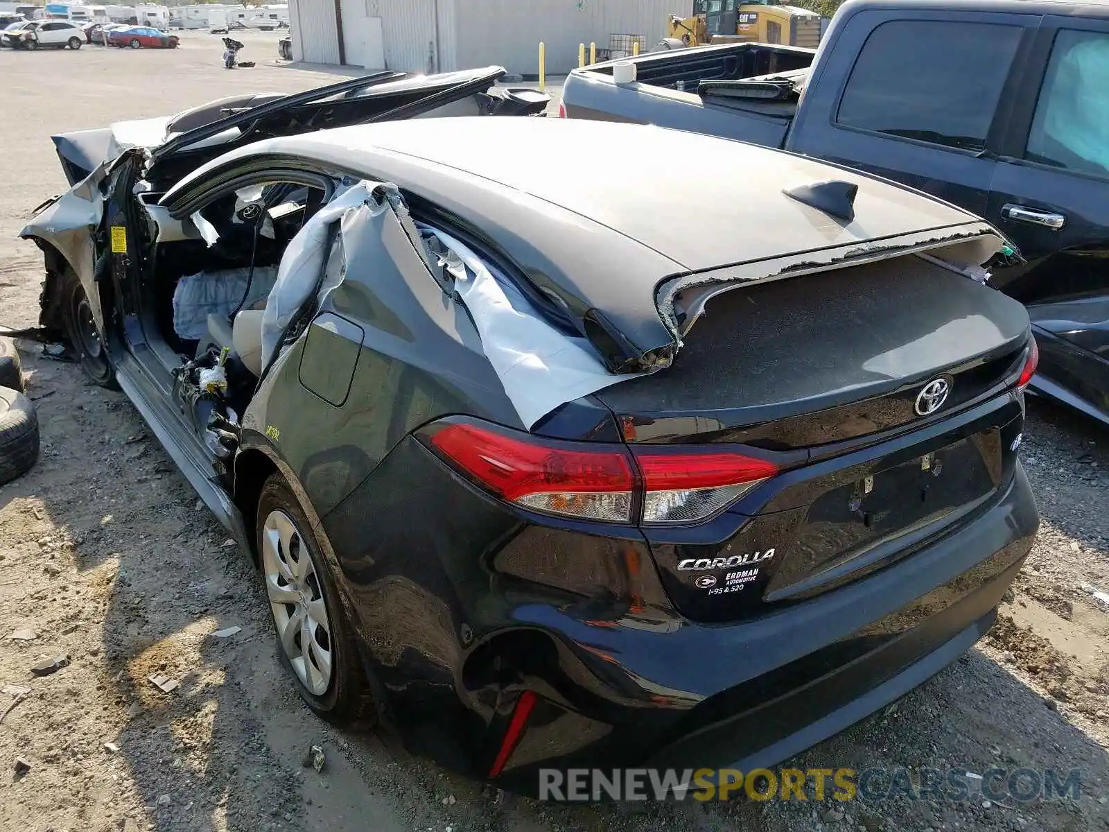 3 Photograph of a damaged car JTDEPRAE7LJ073266 TOYOTA COROLLA 2020