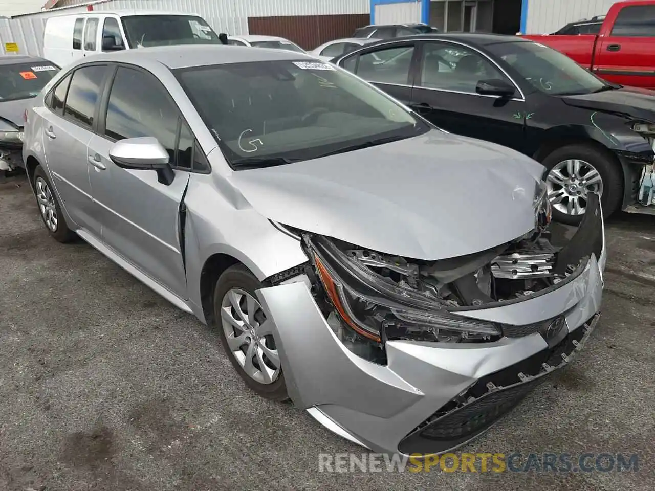 1 Photograph of a damaged car JTDEPRAE7LJ073753 TOYOTA COROLLA 2020