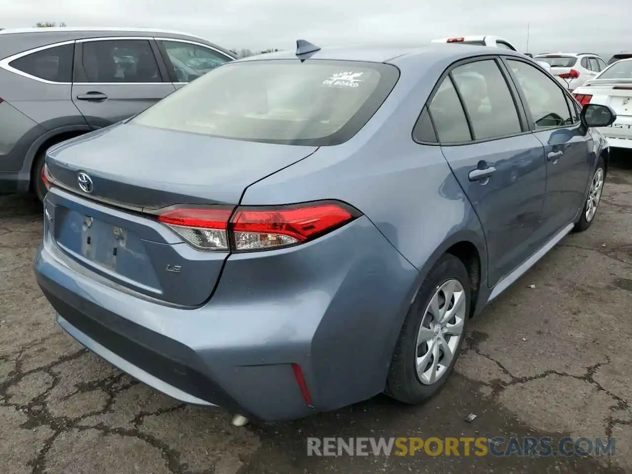 4 Photograph of a damaged car JTDEPRAE7LJ074563 TOYOTA COROLLA 2020