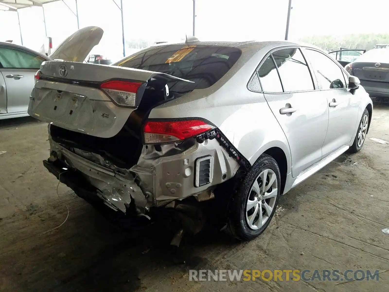 4 Photograph of a damaged car JTDEPRAE7LJ074613 TOYOTA COROLLA 2020