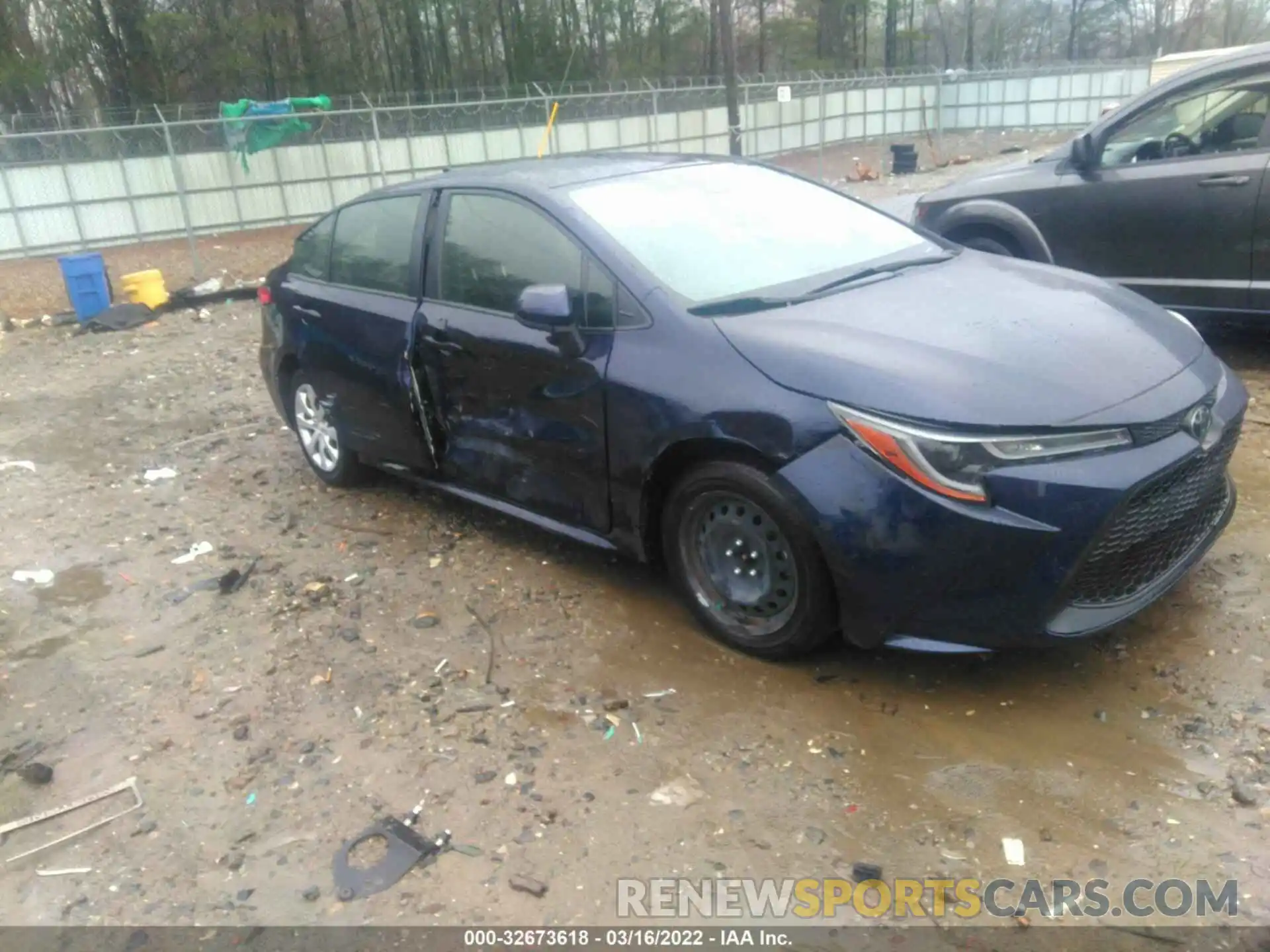 1 Photograph of a damaged car JTDEPRAE7LJ075017 TOYOTA COROLLA 2020