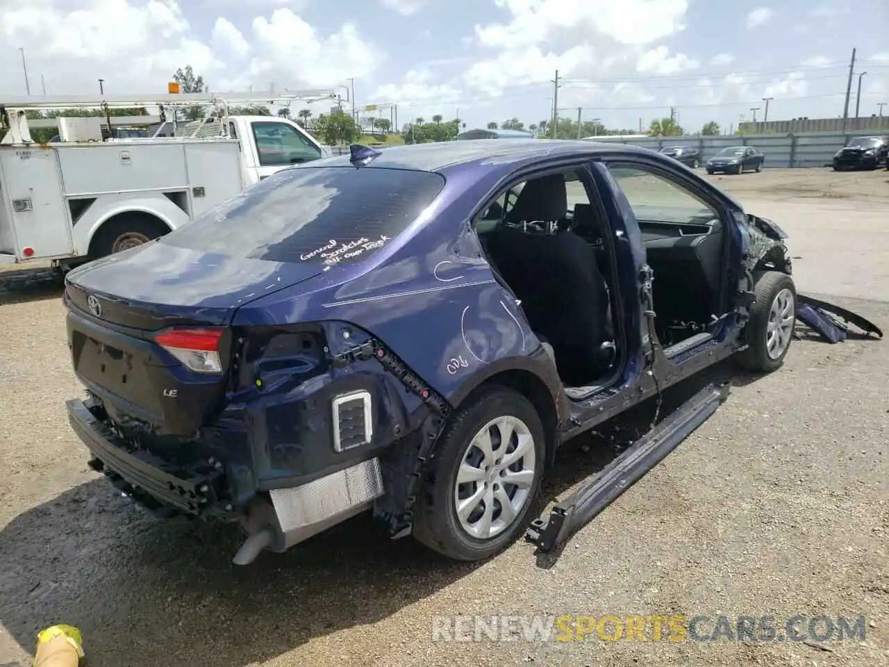 4 Photograph of a damaged car JTDEPRAE7LJ076393 TOYOTA COROLLA 2020