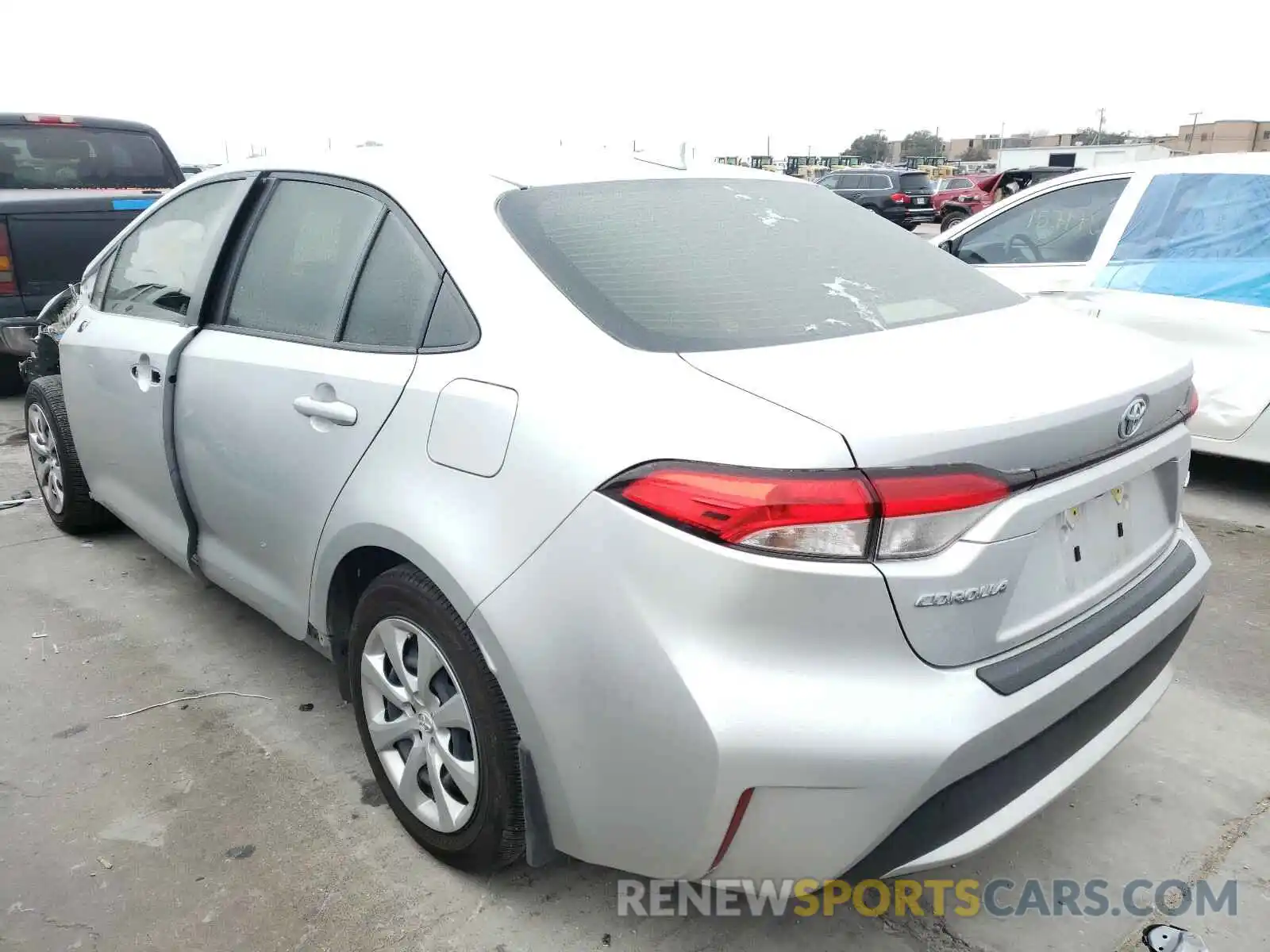 3 Photograph of a damaged car JTDEPRAE7LJ076670 TOYOTA COROLLA 2020