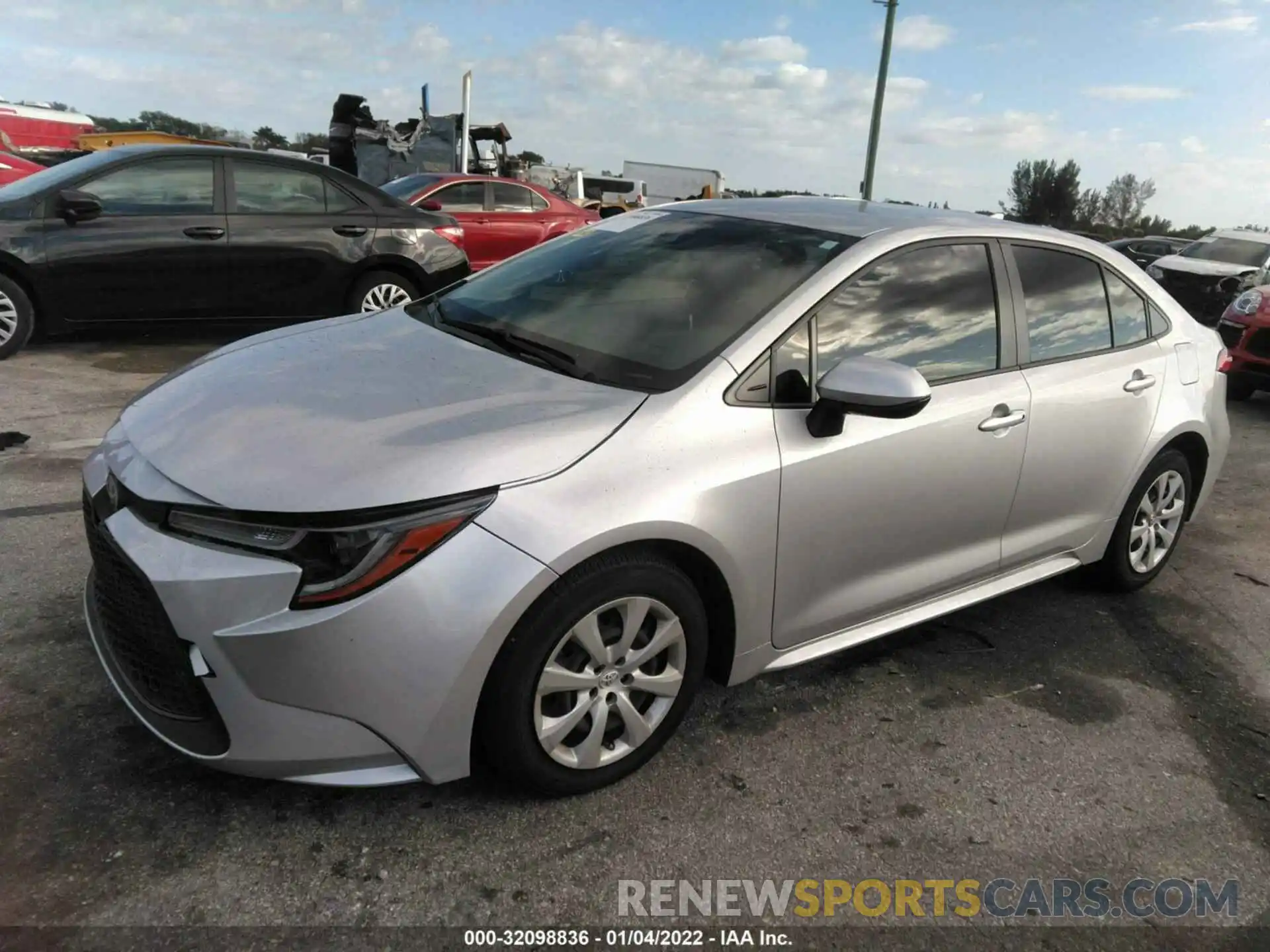 2 Photograph of a damaged car JTDEPRAE7LJ076989 TOYOTA COROLLA 2020