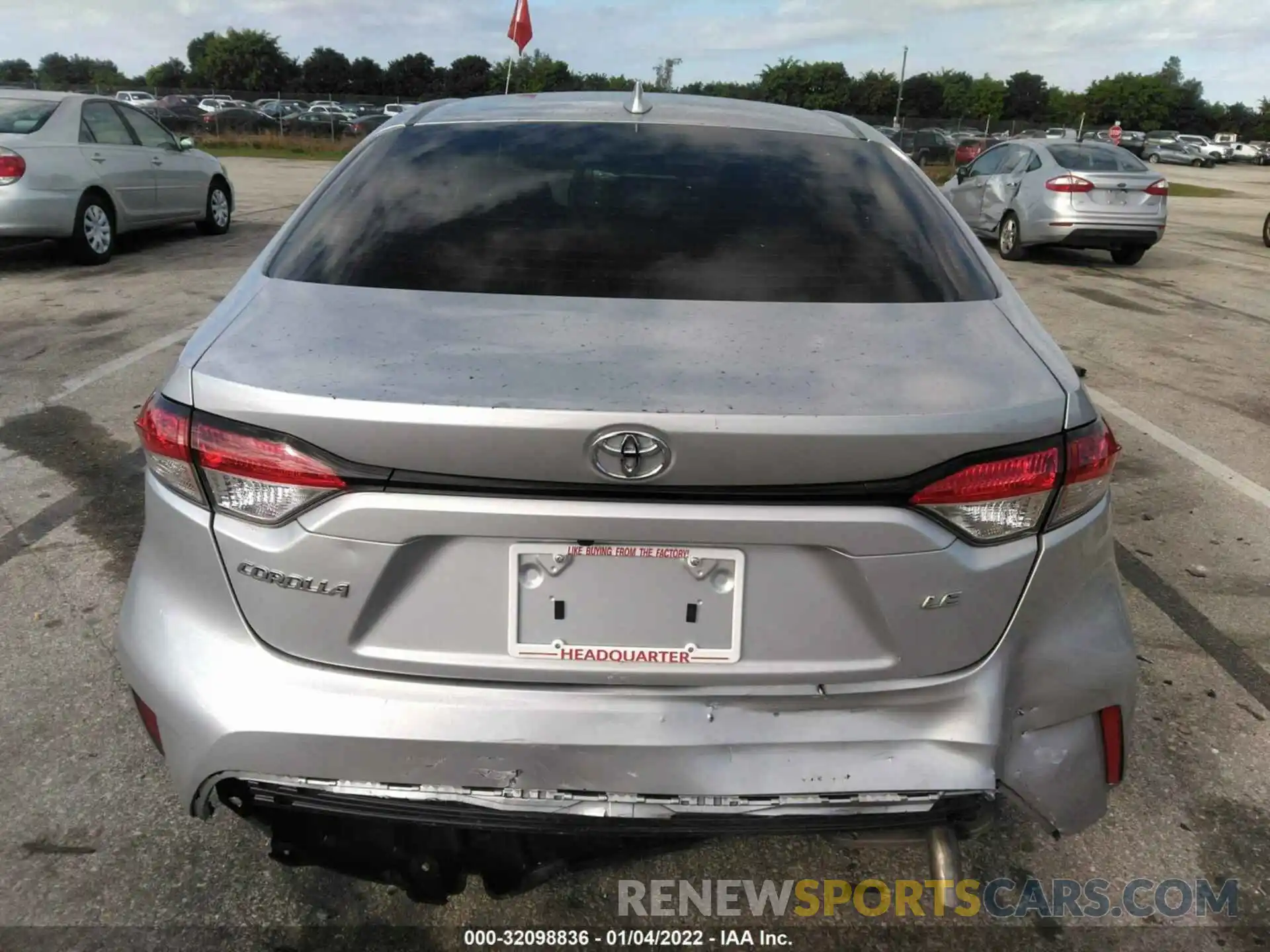 6 Photograph of a damaged car JTDEPRAE7LJ076989 TOYOTA COROLLA 2020