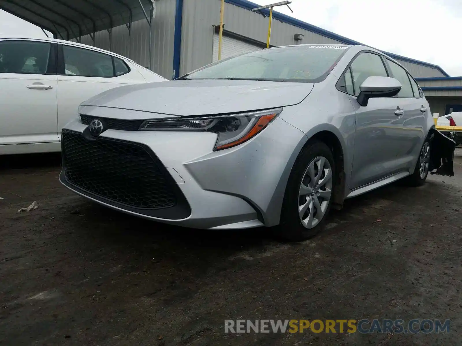 2 Photograph of a damaged car JTDEPRAE7LJ077317 TOYOTA COROLLA 2020