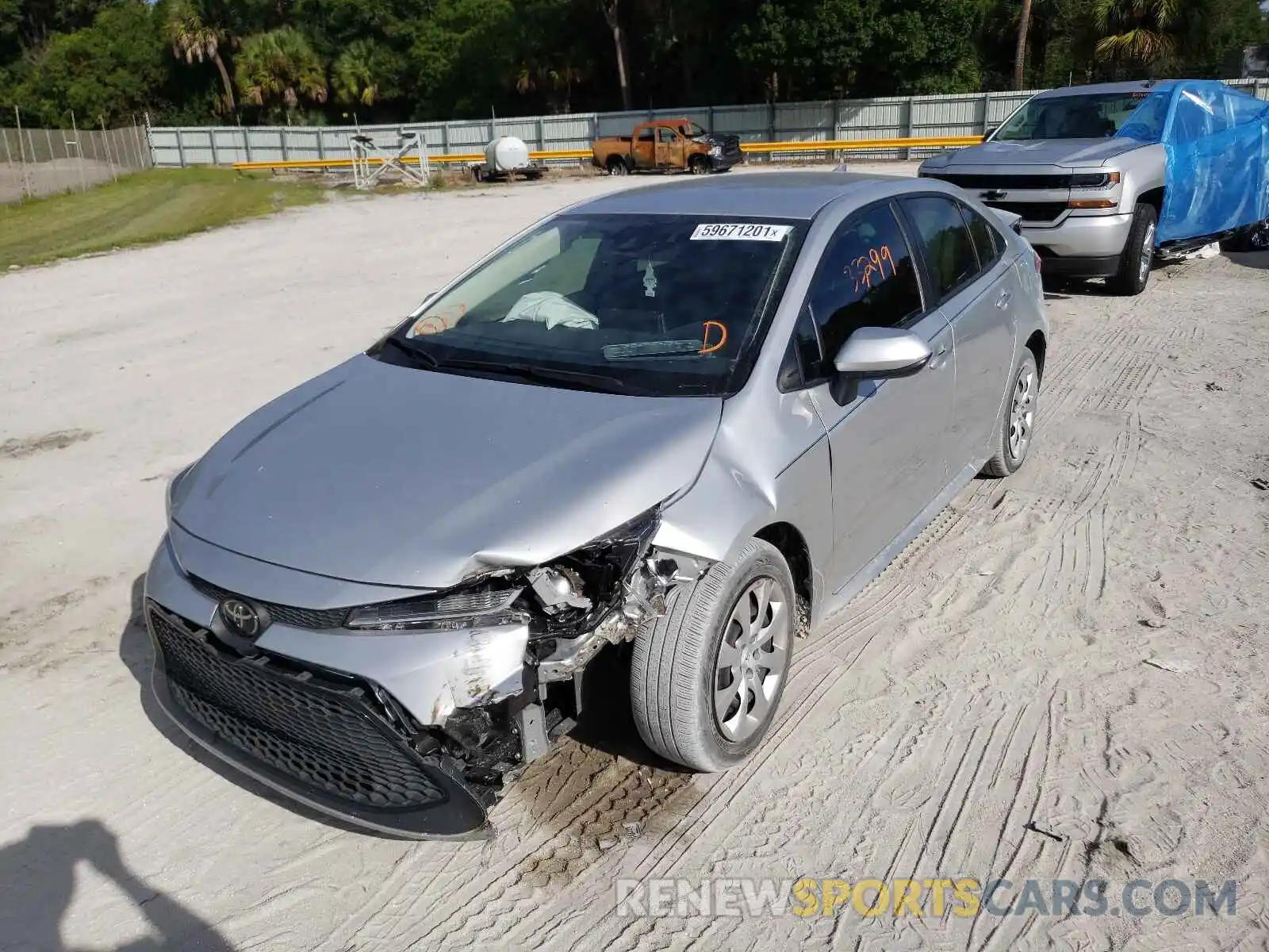 2 Photograph of a damaged car JTDEPRAE7LJ077611 TOYOTA COROLLA 2020