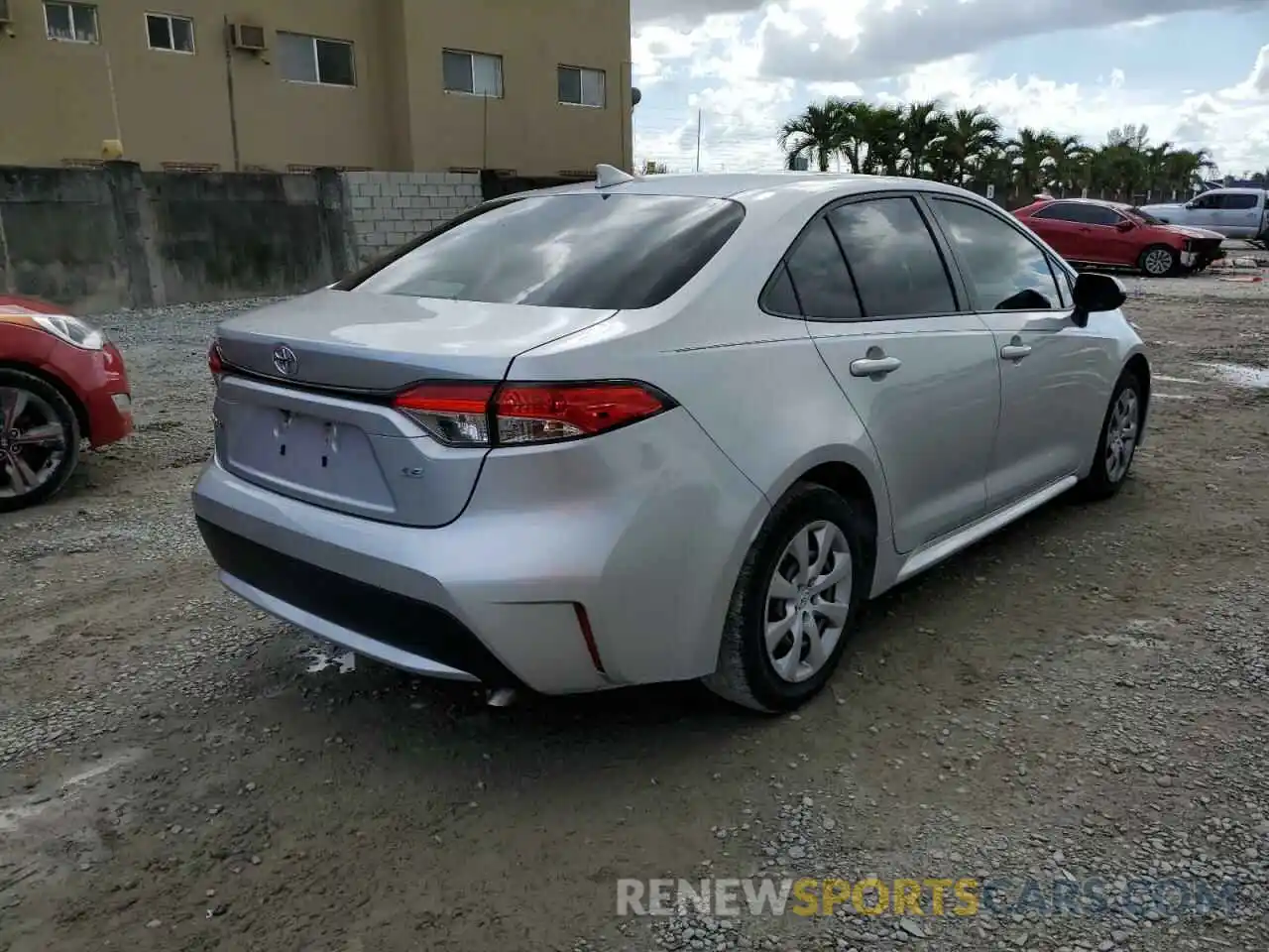 4 Photograph of a damaged car JTDEPRAE7LJ077642 TOYOTA COROLLA 2020